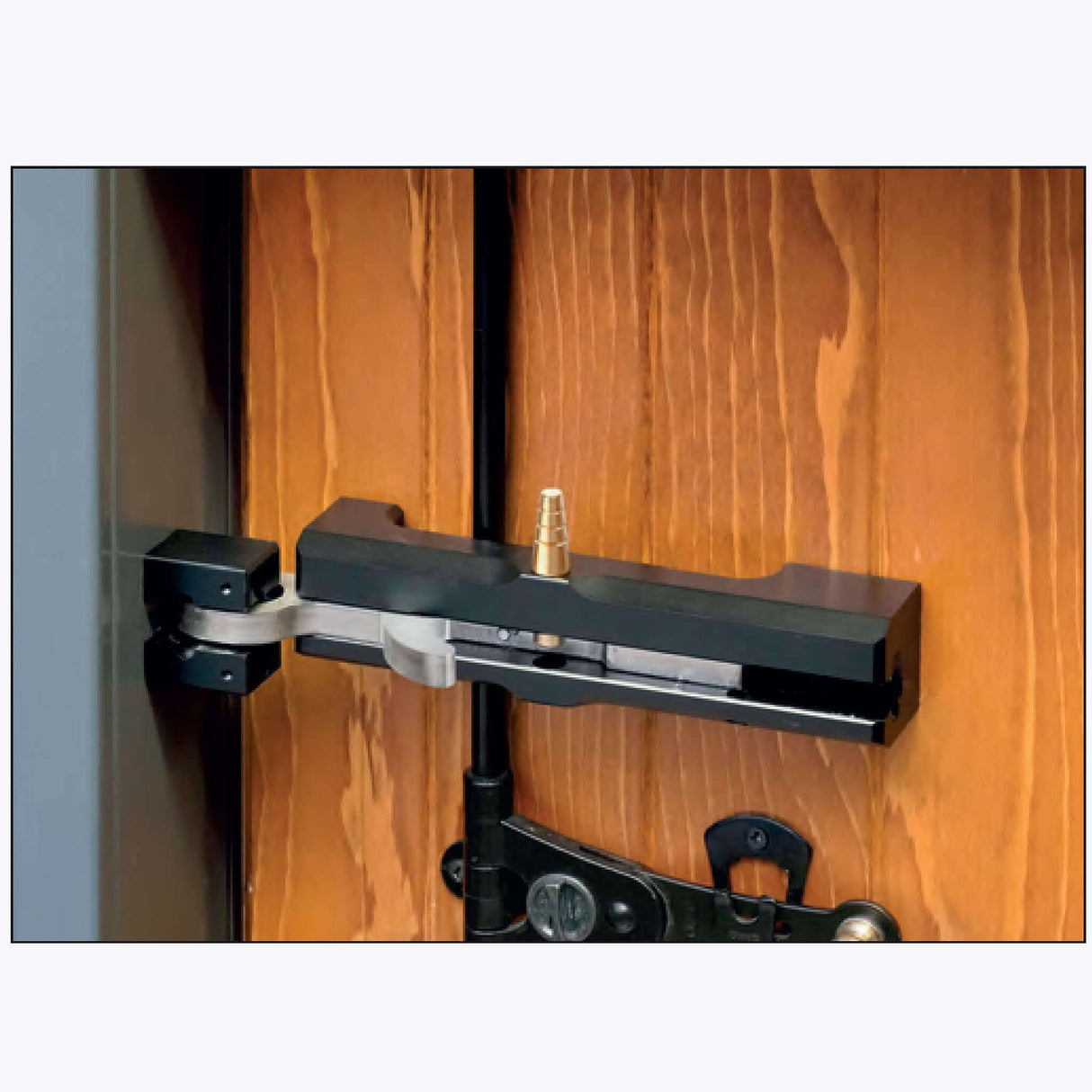 Serrure de sécurité pour volets et volets à un vantail